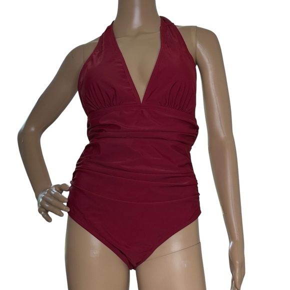 Cupshe Red One Piece Halter Swimsuit NWT Medium - Picture 1 of 3
